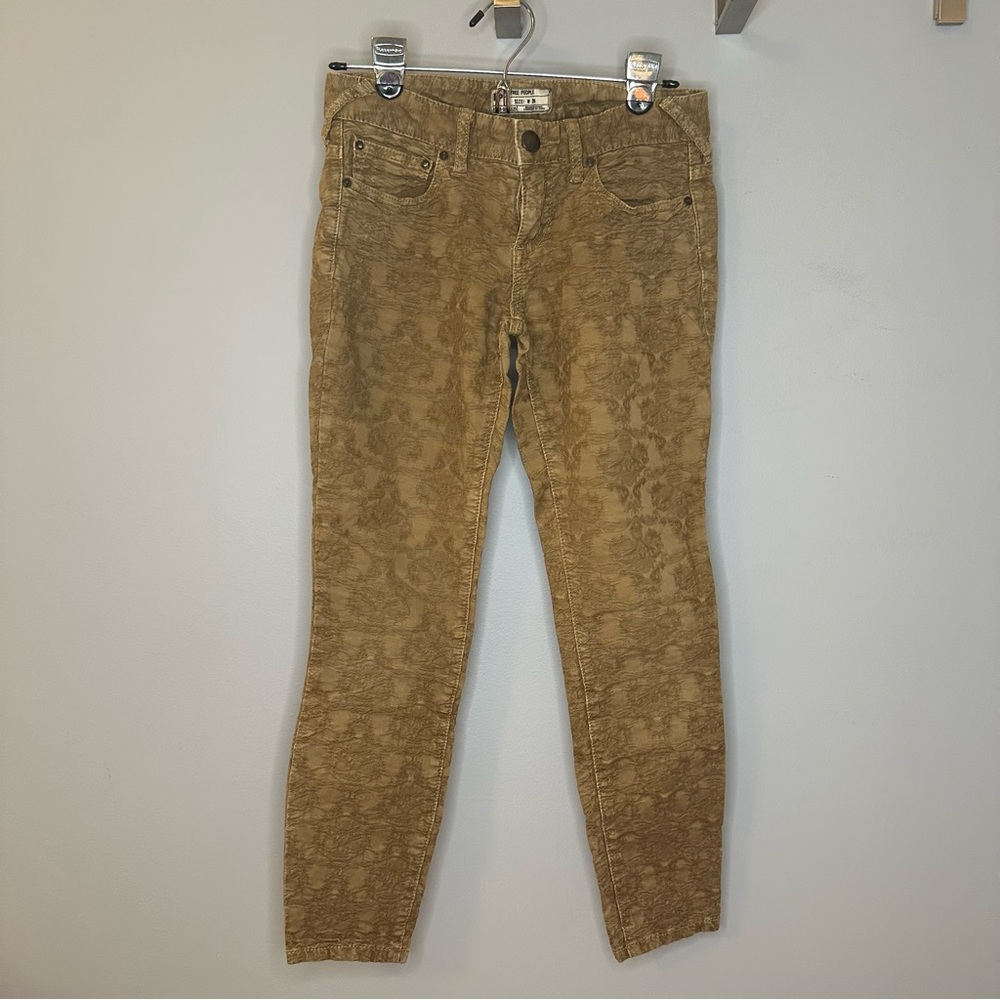 Free People Tan Floral Lace Skinny Jeans — Size 26